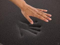 Detail of the Memory Fresh top, cool and breathable, with calibrated bearing capacity, characterised by high shape return