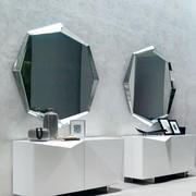 Emerald octagonal design mirror by Cattelan - round model