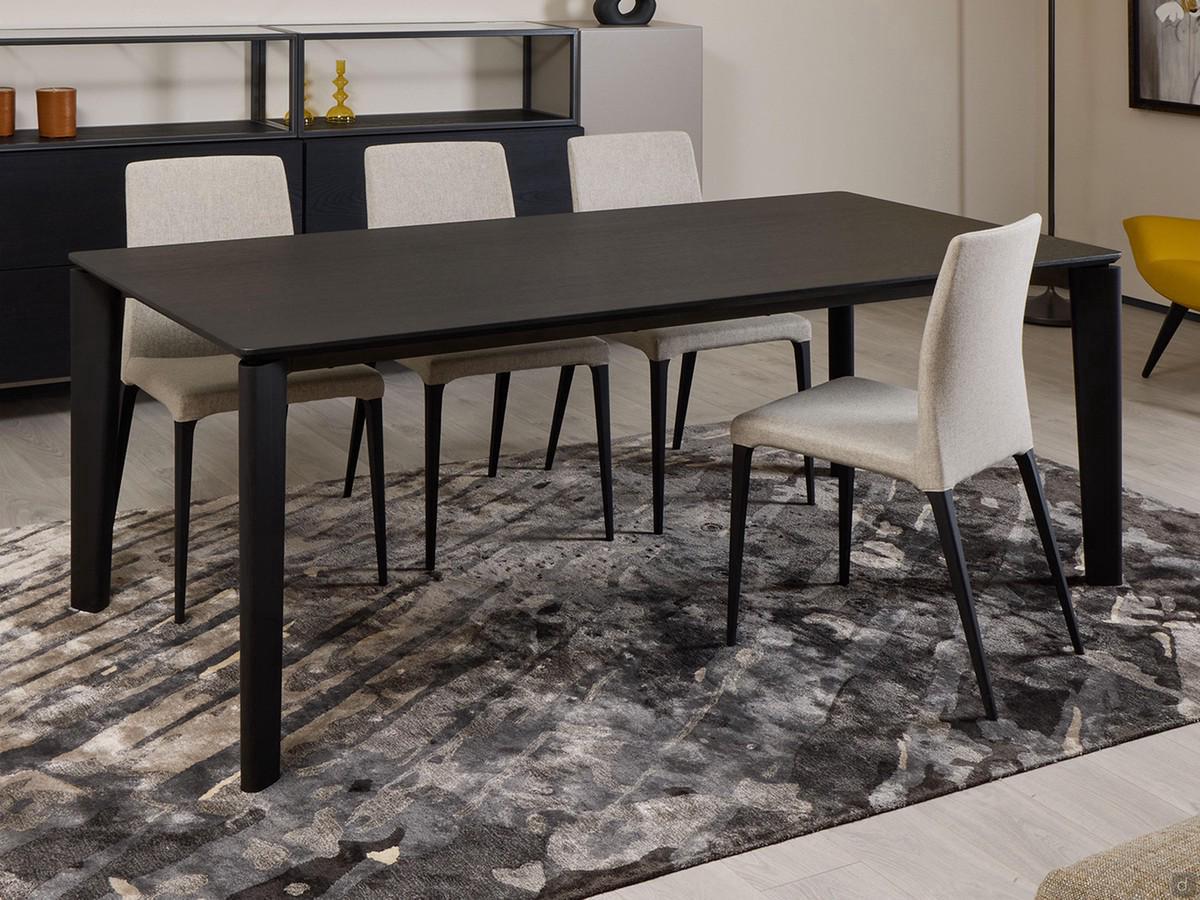 Extending wooden table Winston outlet