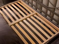 Orthopaedic wooden slatted base
