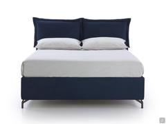 Front view of the Milleletti outlet bed with 30 cm high bed frame and 12 cm high feet in black chrome