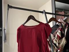 The pull-out servant allows for effortless storage of garments