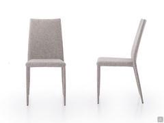 Front and side view of the Akira 2.0 outlet chair