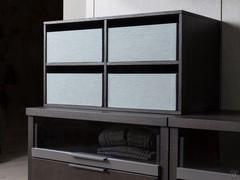 Raster against the drawer unit