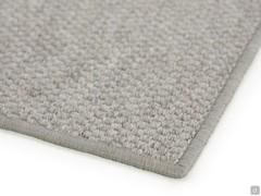 Detail of the wire border and woven wool weft with melange effect