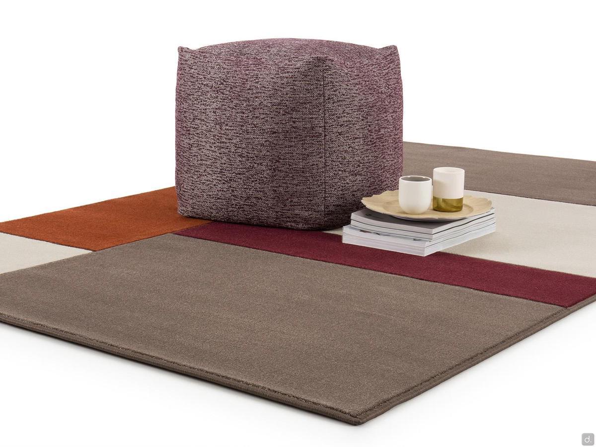 Detroit customisable geometric rug