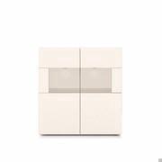 Start cupboard with central display case
