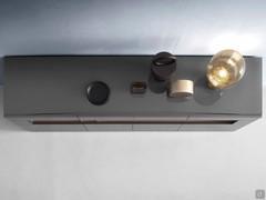 Bog top matching the structure. The perfect surface for lamps or small vases.