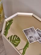 Bronze-effect mirrored glass top on titanium lacquered structure