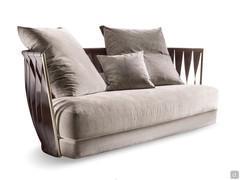 Design revisited in a modern key for the sofa Twist by Cantori