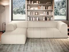 Empire sofa in "classic" version with chaise longue and linear end element. Wide 44 cm armrests and comfortable quilted backrest