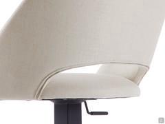 Backrest of the Niva stool, with the characteristic rear opening taken from the lines of the chair of the same name