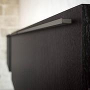 Detail of the Coal Fashion Wood finish and Z model handle in moka shine