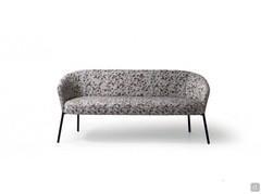 Vue de face du canapé Just au dossier rond bas