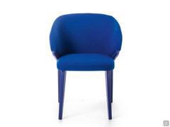 Vue de face de la chaise Matilde avec accoudoirs 