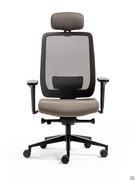 Fauteuil de bureau Elon avec coque noire, mécanisme à synchronisation rapide, accoudoirs réglables en 4D et piétement en aluminium peint en noir.