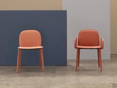 Chaises Makalu entièrement revêtues de cuir, disponibles avec ou sans accoudoirs