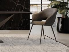Fauteuil de cuisine confortable Niva avec pieds coniques en métal, en version avec dossier large et enveloppant