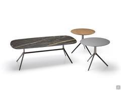 Modèles en différentes finitions de la table basse Indianapolis