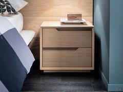 Manaus Table de chevet en bois de 50 cm de large avec rainures contrastées en noyer