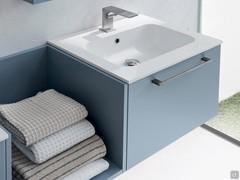 Vasque Ora de 60 cm sur meuble base avec grand tiroir laqué mat