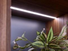 LED horizontale en option, qui peut être positionnée sur la partie supérieure de la colonne ouverte de la composition de lavage Oasis L07
