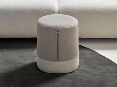 Pouf rond Mistery avec revêtement en tissu et cuir