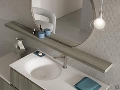 Etagère Oasis sur mesure en mélaminé effet bois Pepper, d'une épaisseur de 3,5 cm et d'une profondeur de 16 cm. Peut être utilisée indifféremment pour la buanderie ou la salle de bains.