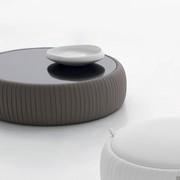 Table basse avec revêtement en similicuir Waltz, avec plateau en verre laqué ou acidé 