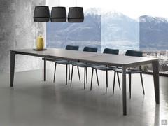 Table à rallonge avec pieds triangulaires Camelot - extensible, selon le modèle choisi, respectivement avec rallonge simple jusqu'à cm 170 / 200 et avec rallonge double cm 210 - 260 / 240 - 290