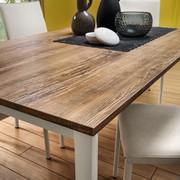 Détail du plateau en HPL de la table Nimbus