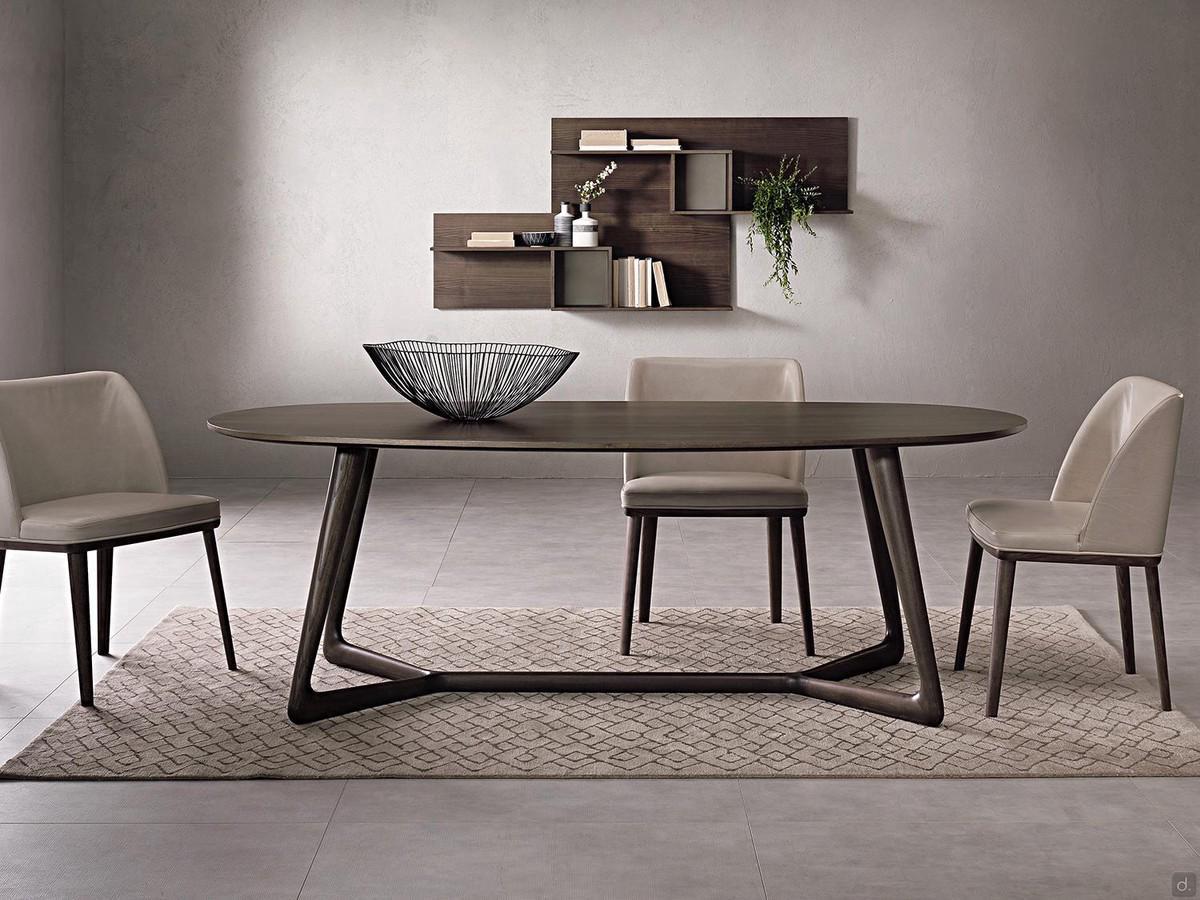 Table ovale avec base en bois massif Dean