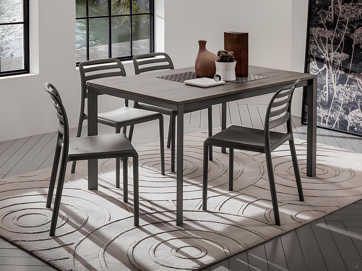 Table de salle à manger rectangulaire Hermione avec plateau en stratifié