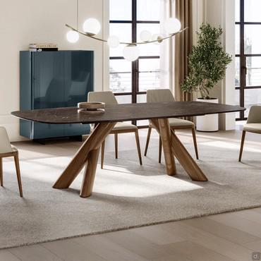 Table à pieds croisés en bois Palladium
