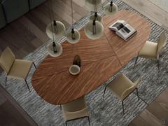 Table Tyron en forme de tonneau, avec plateau modèle "Y" à bords chanfreinés en noyer Canaletto
