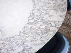 Vue détaillée du veinage du marbre Arabescato Vagli poli