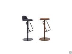 Tabouret Newton avec base à colonne centrale réglable en hauteur