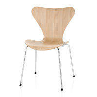 Sedia serie 7 design Arne Jacobsen