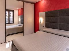 Armadio scorrevole Utah Pacific con letto e boiserie Freeport - Foto Cliente