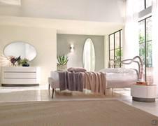 Comò e comodino rotondo Mirto di Cantori perfetto in ambienti dalle finiture ricercate