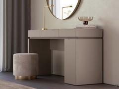 Nebula con vano make-up chiuso, elegante piano d'appoggio 