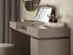 Dettaglio della lavorazione a 45° dei frontali