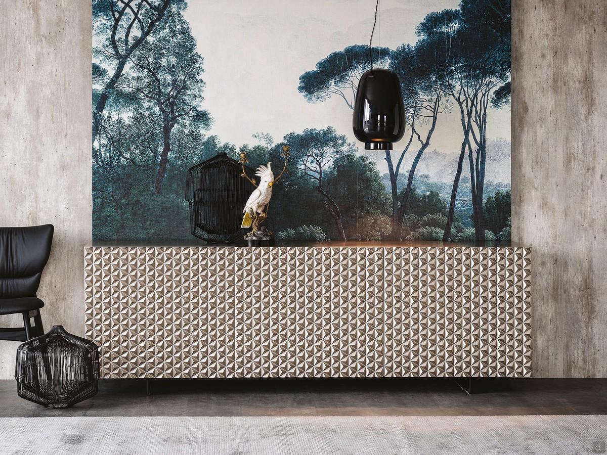 Credenza minimal con ante in poliuretano Royalton di Cattelan laccato opaco titanio dal particolare effetto tridimensionale