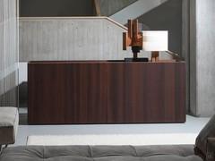 Credenza Fado nella versione a 4 ante, in frassino termotrattato