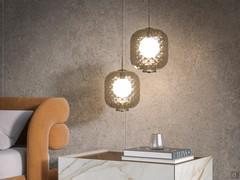 Opzione di utilizzo della lampada Akari, ideale anche per zone notte su comodini e comò 