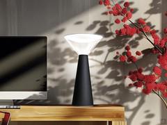 Modello da tavolo della lampada Lama dalla circonferenza di 40 cm