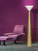 Lama è un complemento d'arredo utile per arricchire angoli lettura dal design moderno e minimale