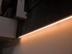 Illuminazione LED inferiore per pannelli boiserie inferiore 