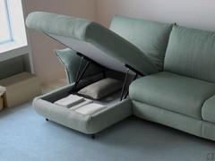 Particolare della chaise longue con box contenitore