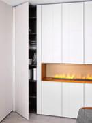 Colonna armadio Lounge attrezzata internamente con ripiani in nobilitato effetto legno DC dark in tinta alla struttura